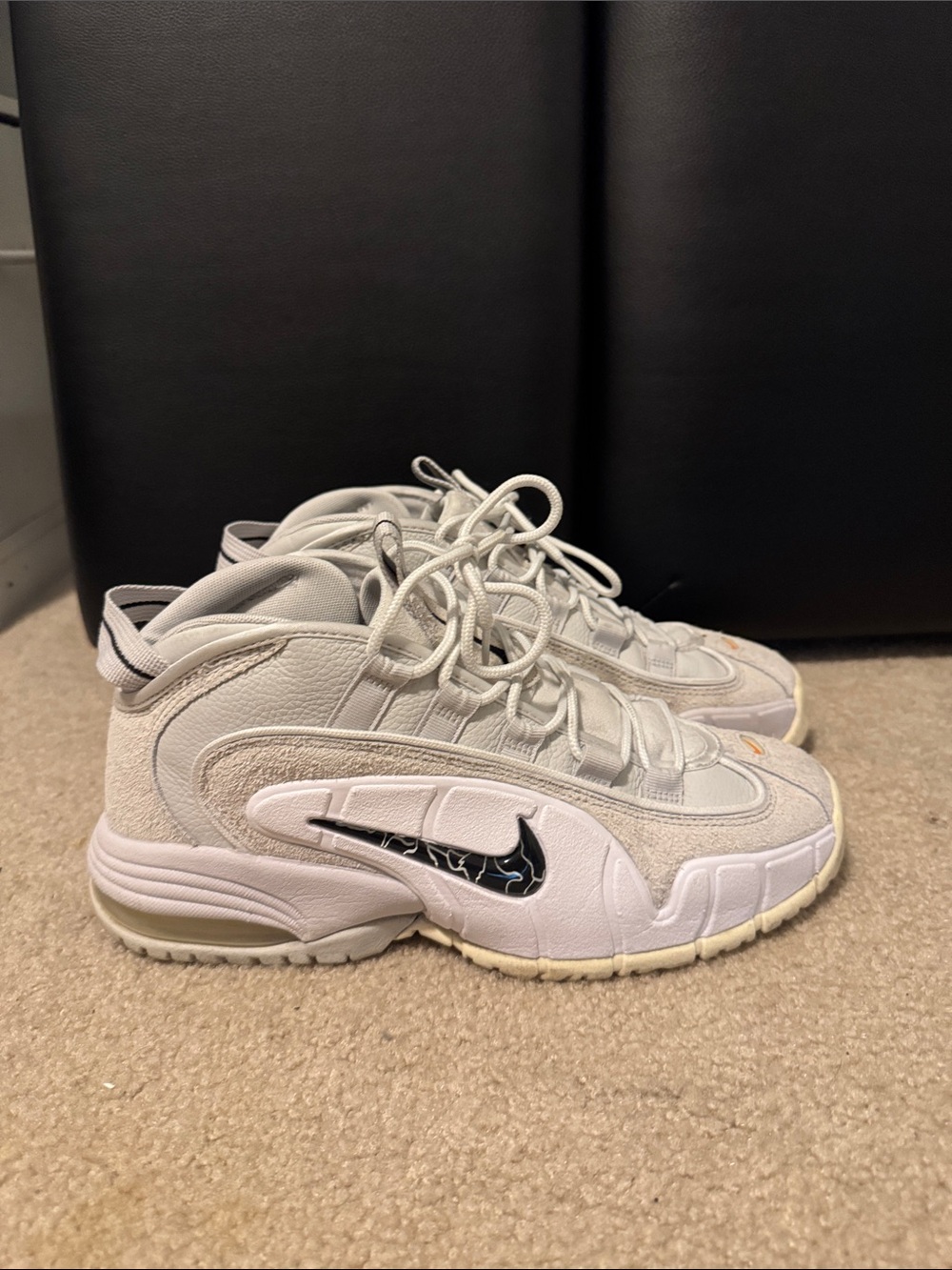Penny Hardaway Nike Trainers White and Light Grey